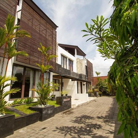 Kuta Ardenia Residence Exterior photo